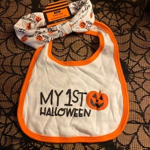Halloween baby bib and headband set size 0 to 12 months